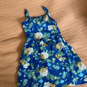 Floral morning glory printed dress old navy 6-7